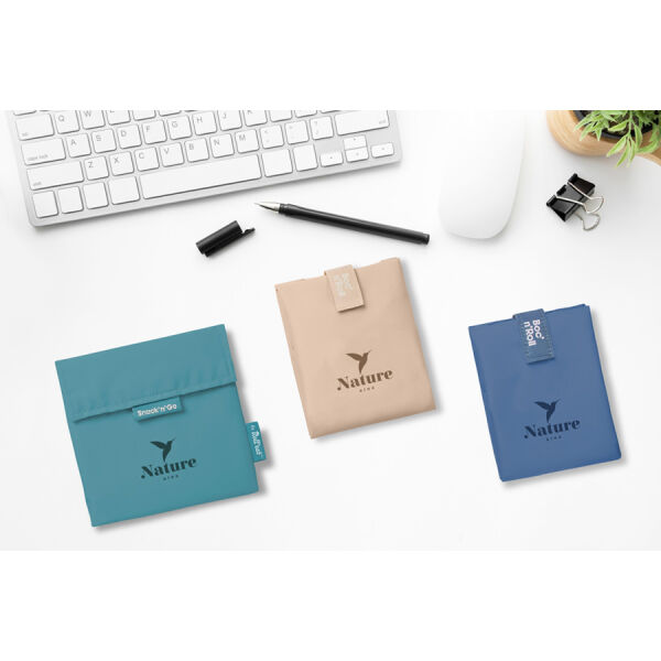 Boc 'n 'Roll soft collors